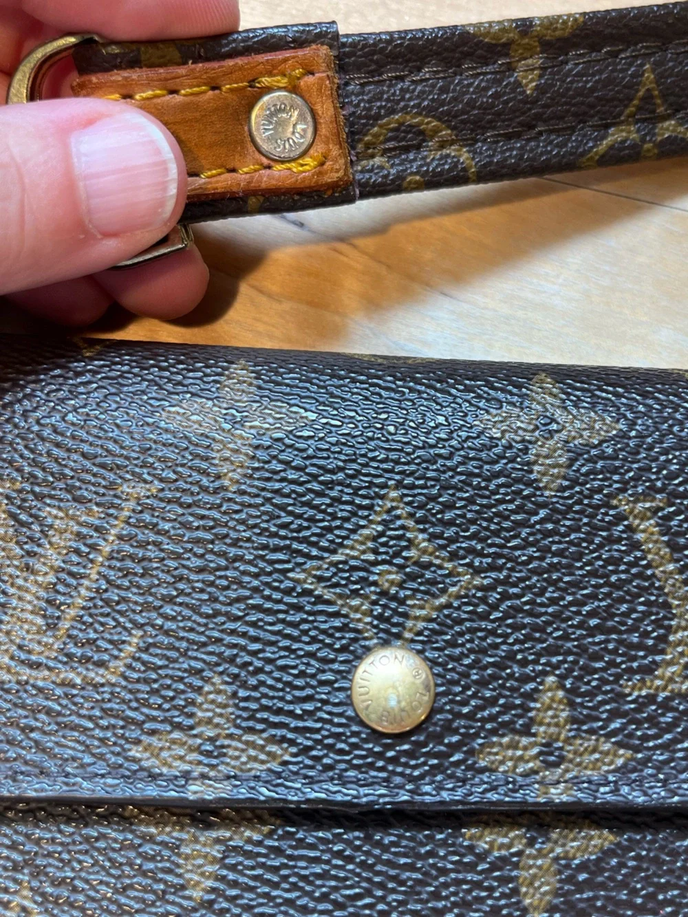 Louis Vuitton accept reasonable